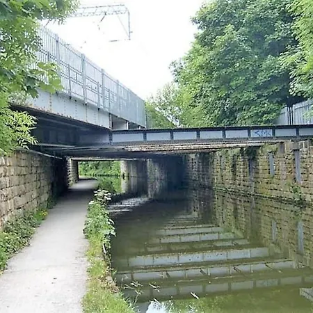 -f5gh- For Relaxed & Cosy Stay, Free Parking, Wifi Апартаменти *