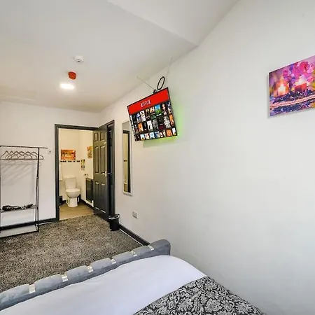 -f5gh- For Relaxed & Cosy Stay, Free Parking, Wifi 公寓 利兹