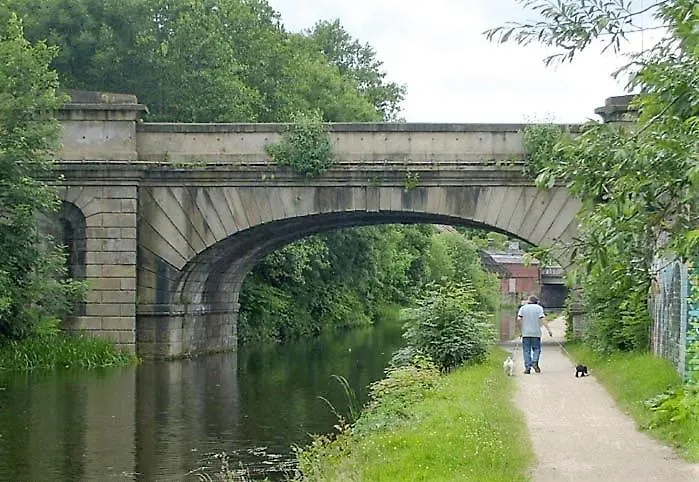 -f5gh- For Relaxed & Cosy Stay, Free Parking, Wifi Apartment *